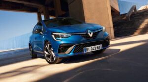 2024 Renault Clio'nun tasarımı kameralara takıldı: Böyle görünebilir