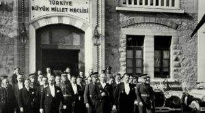 Arşiv fotoğraflarıyla ilk 23 Nisan