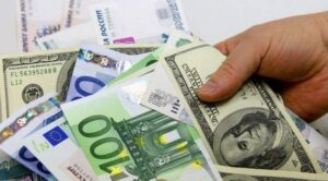 Euro/dolar paritesi 13 ayın en yüksek seviyesinde