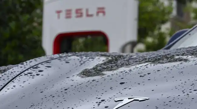 Tesla, 2 milyondan fazla aracı geri çağıracak