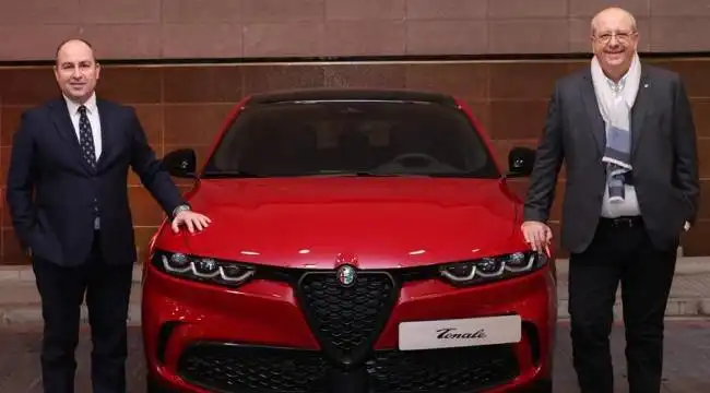 Alfa Romeo CEO'sundan Türkiye pazarı ve 2024 yorumları